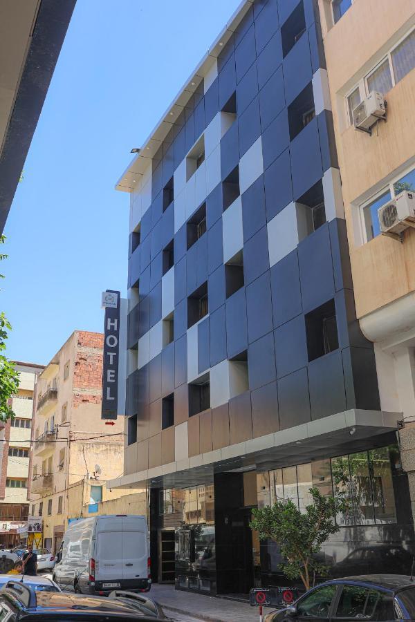 Hotel Des Lilas Oujda Bagian luar foto