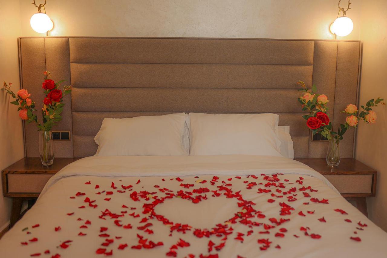 Hotel Des Lilas Oujda Bagian luar foto