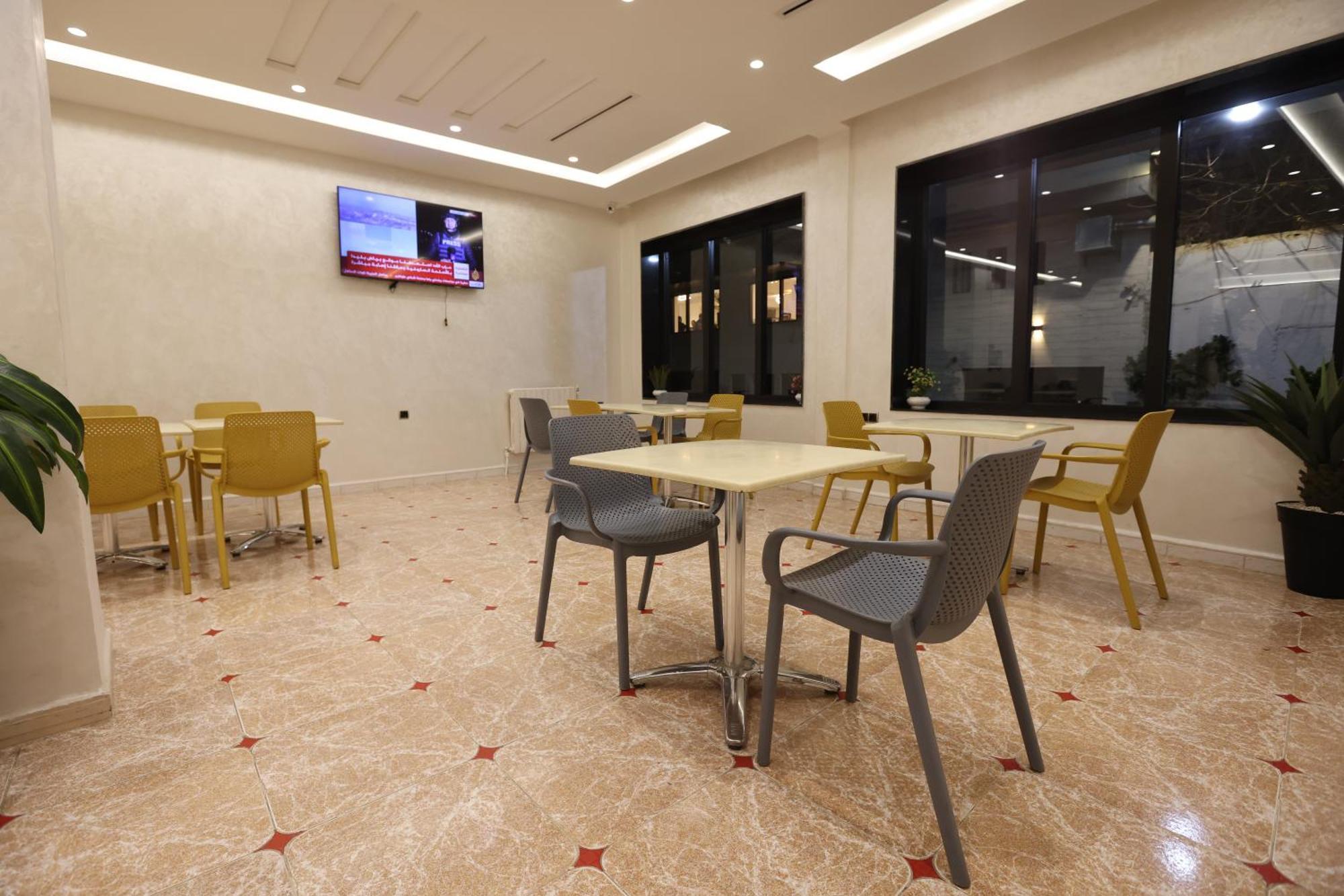 Hotel Des Lilas Oujda Bagian luar foto