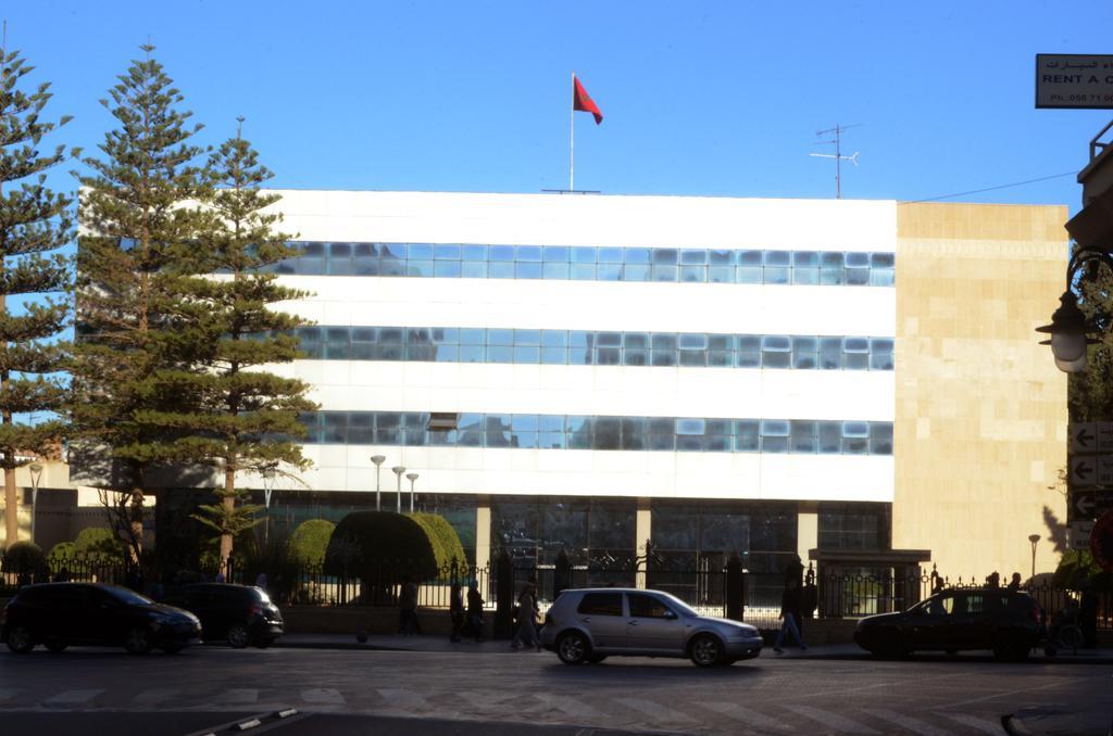 Hotel Des Lilas Oujda Bagian luar foto